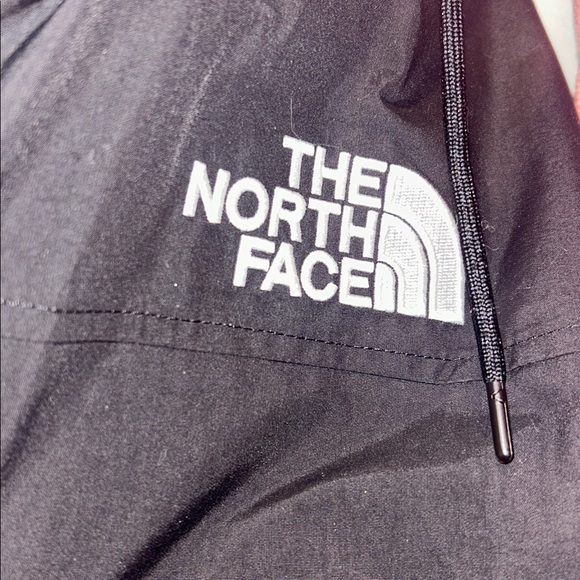 The North Face Black Ski & Snow Jacket - Picture 5 of 5